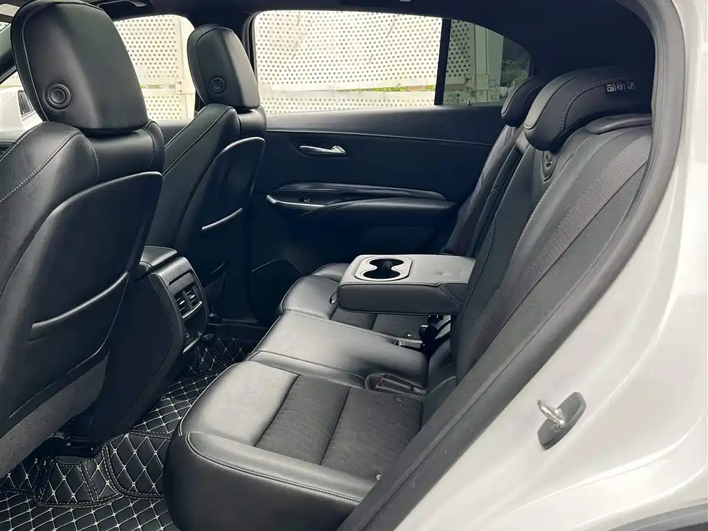Cadillac XT4 2020 facelift 28T two-wheel drive technology купить на сайте DeffCars