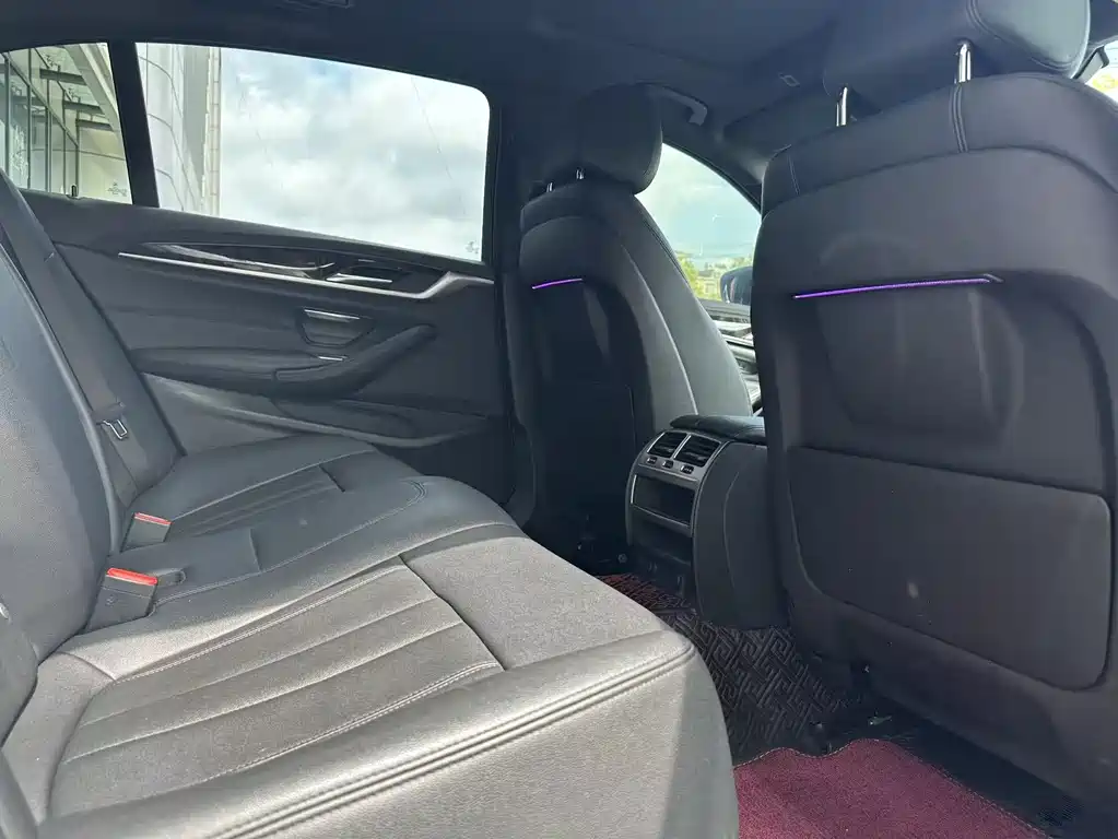 BMW 5 Series 2018 525Li M Sports Package купить на сайте DeffCars