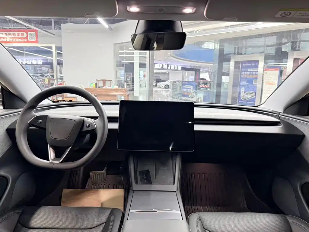 Model 3 2025 rear-wheel drive version купить на сайте DeffCars