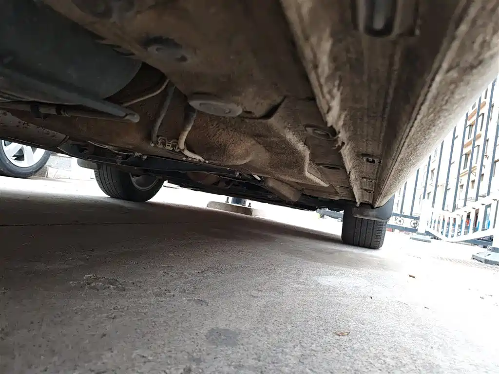 Bora 2018 1.5L manual comfort model купить на сайте DeffCars