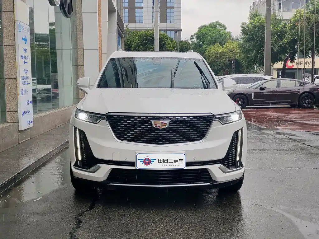 Cadillac XT6 2021 28T Six Seater Luxury Edition купить на сайте DeffCars