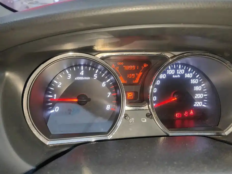 Liwei 2013 Jingrui 1.6XL CVT Comfort Edition купить на сайте DeffCars