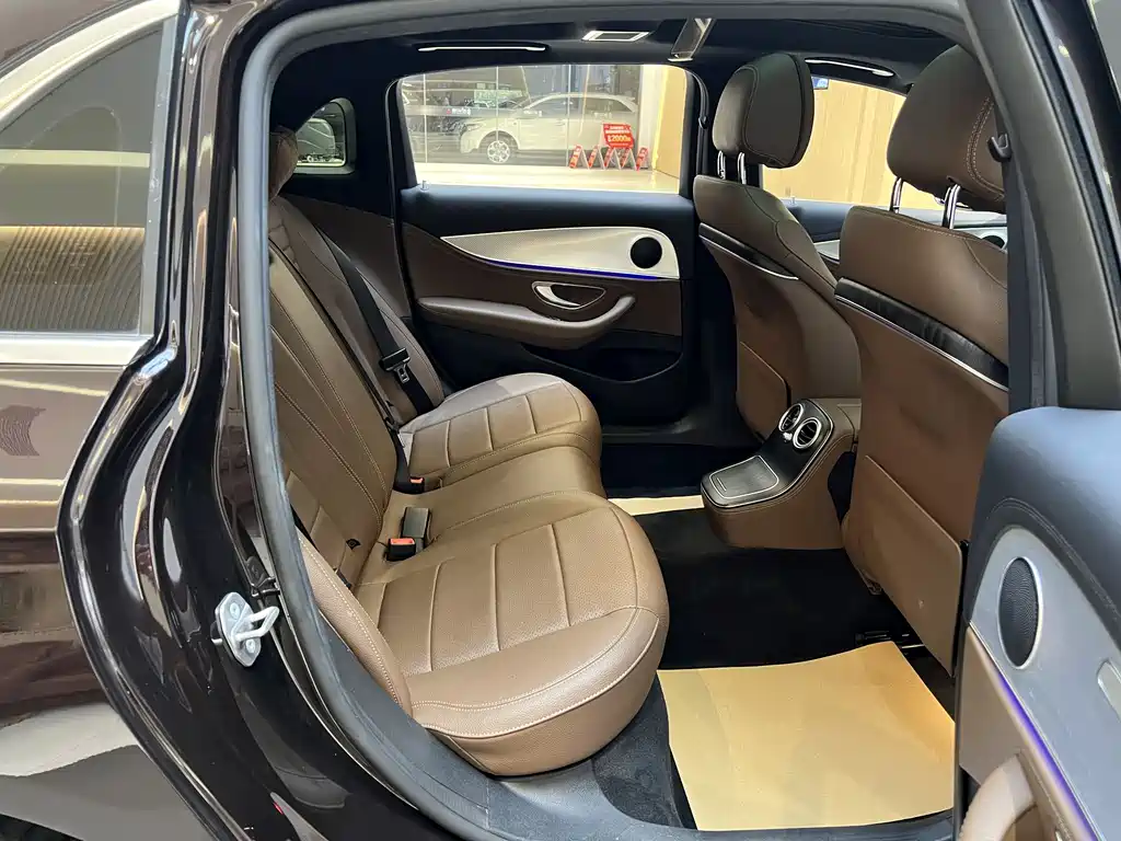 Mercedes-Benz E-Class 2023 E 300 L Sporty and Fashionable купить на сайте DeffCars