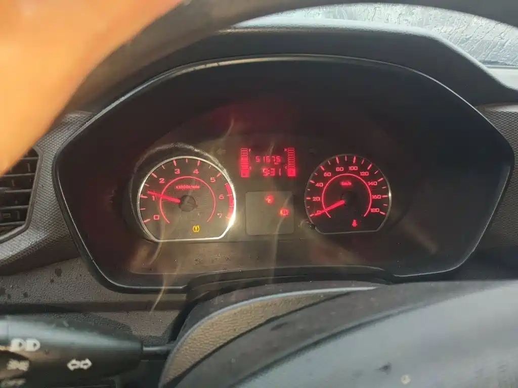 Wuling Hongguang V 2022 1.5L Jinchue version hydraulically assisted LAR купить на сайте DeffCars