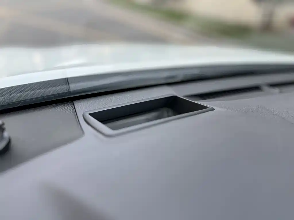 Camry 2019 2.5G Deluxe Edition National VI купить на сайте DeffCars