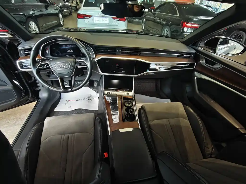 Audi A6L 2023 45 TFSI quattro premium dynamic model купить на сайте DeffCars