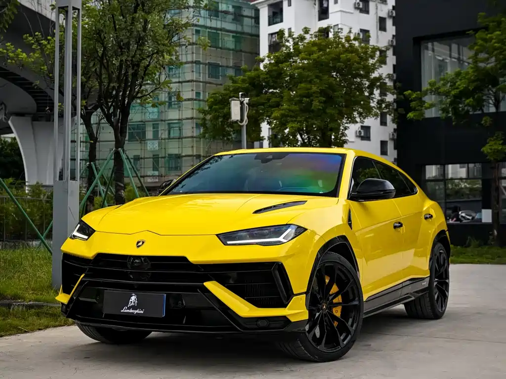 Urus 2023 4.0T V8 S купить на сайте DeffCars