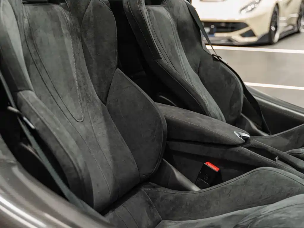 McLaren 720S 2019 4.0T Coupe купить на сайте DeffCars
