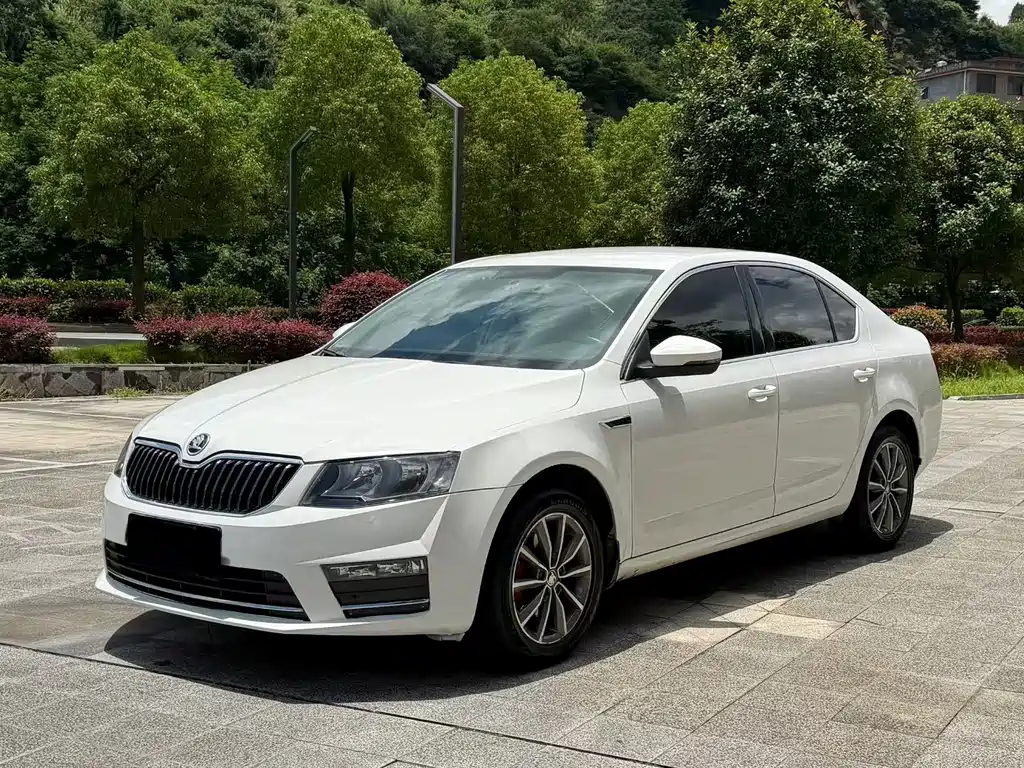 Octavia 2017 1.6L Automatic Edition купить на сайте DeffCars