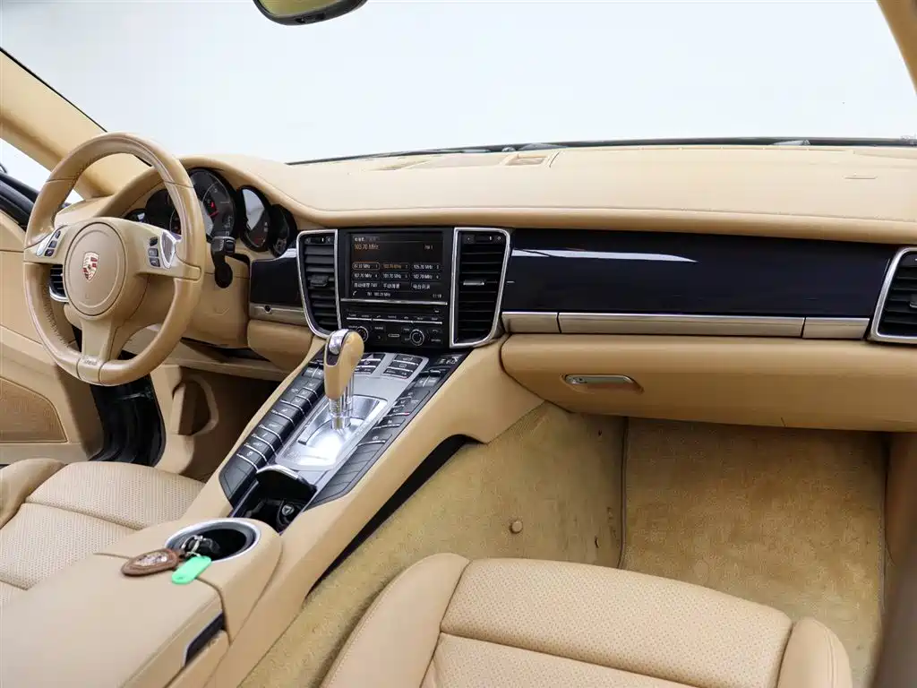 Panamera 2014 Panamera 3.0T купить на сайте DeffCars