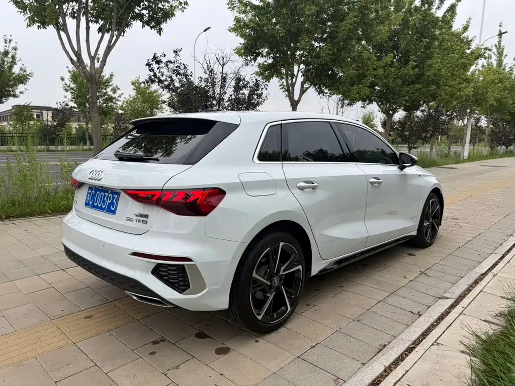 Audi A3 2022 Sportback 35 TFSI stylish and sporty купить на сайте DeffCars