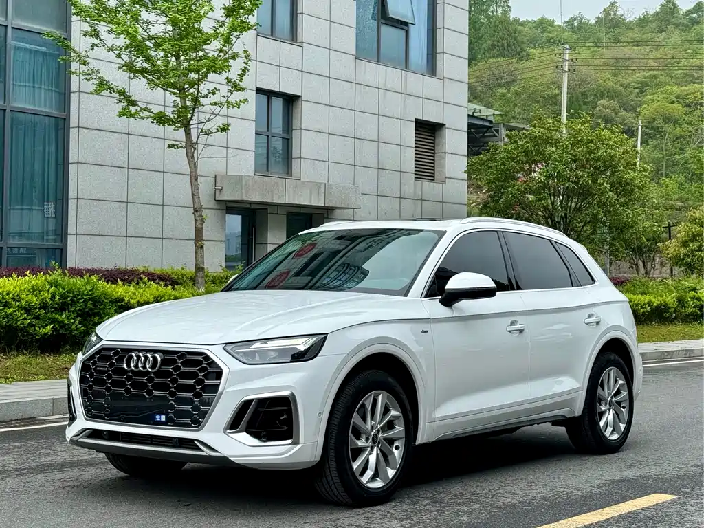 Audi Q5L 2022 40T luxury and dynamic model купить на сайте DeffCars