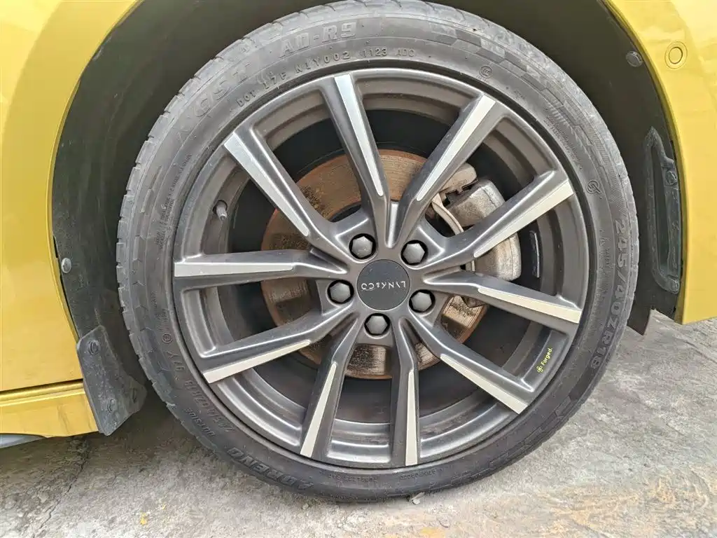 Lynk & Co 03 2022 03+ 2.0TD Automatic Final Edition купить на сайте DeffCars