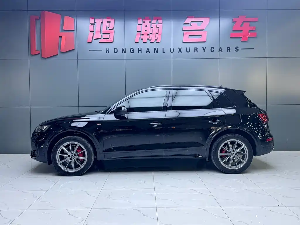 Audi Q5L 2022 40T RS Kit Burning Speed ​​Type купить на сайте DeffCars