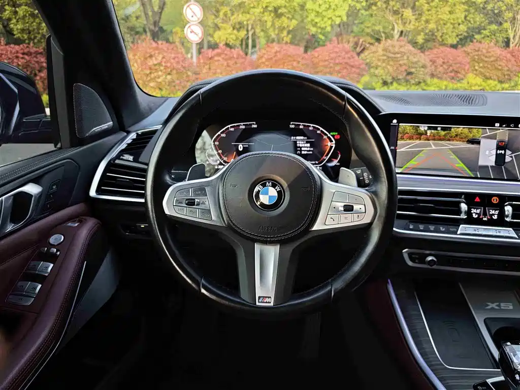 BMW X5 2022 facelift xDrive 40Li M sports package купить на сайте DeffCars