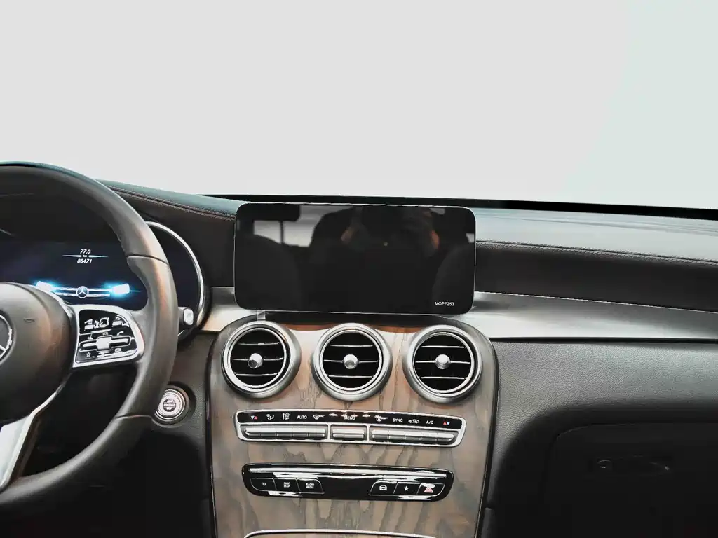 Mercedes-Benz GLC 2020 facelift GLC 260 L 4MATIC luxury model купить на сайте DeffCars