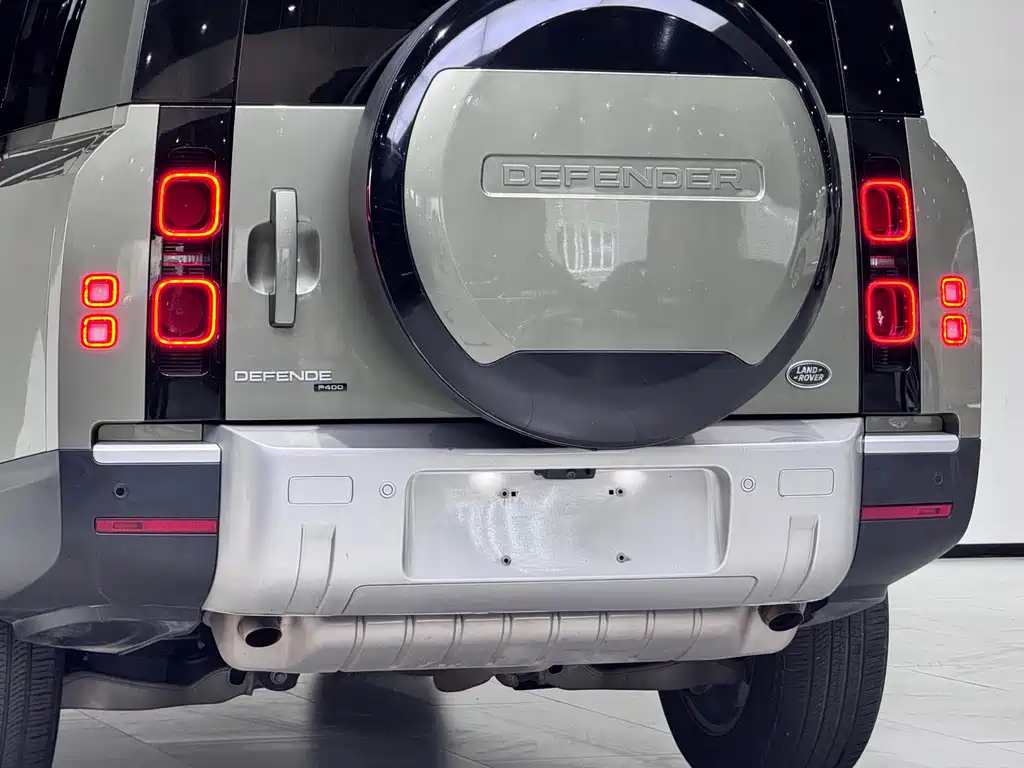Land Rover Defender 2023 130 3.0T P400 HSE купить на сайте DeffCars
