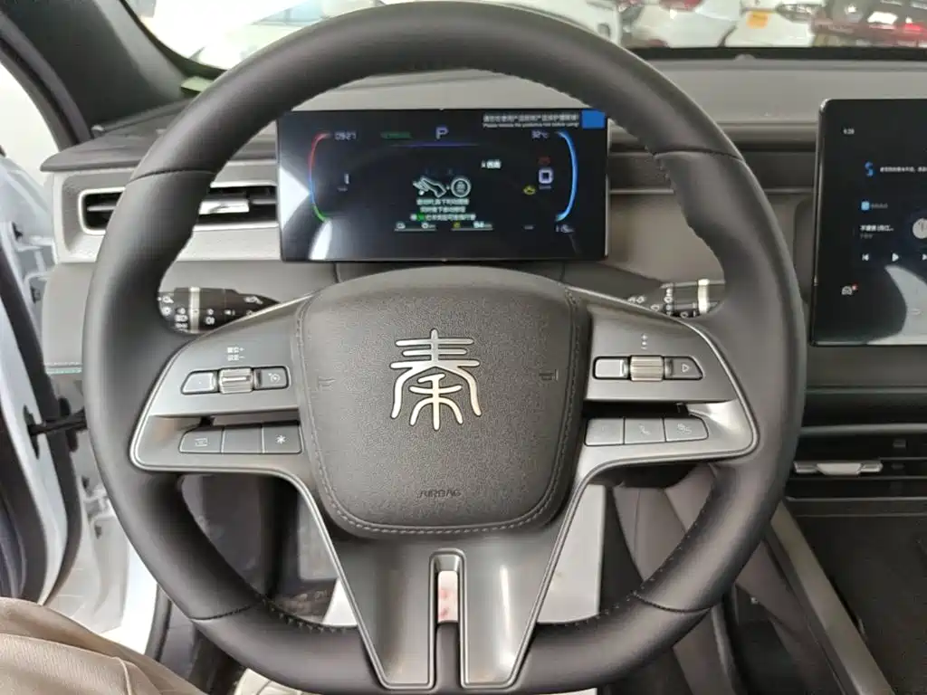 Qin PLUS 2025 DM-i smart driving version 55KM leading model купить на сайте DeffCars