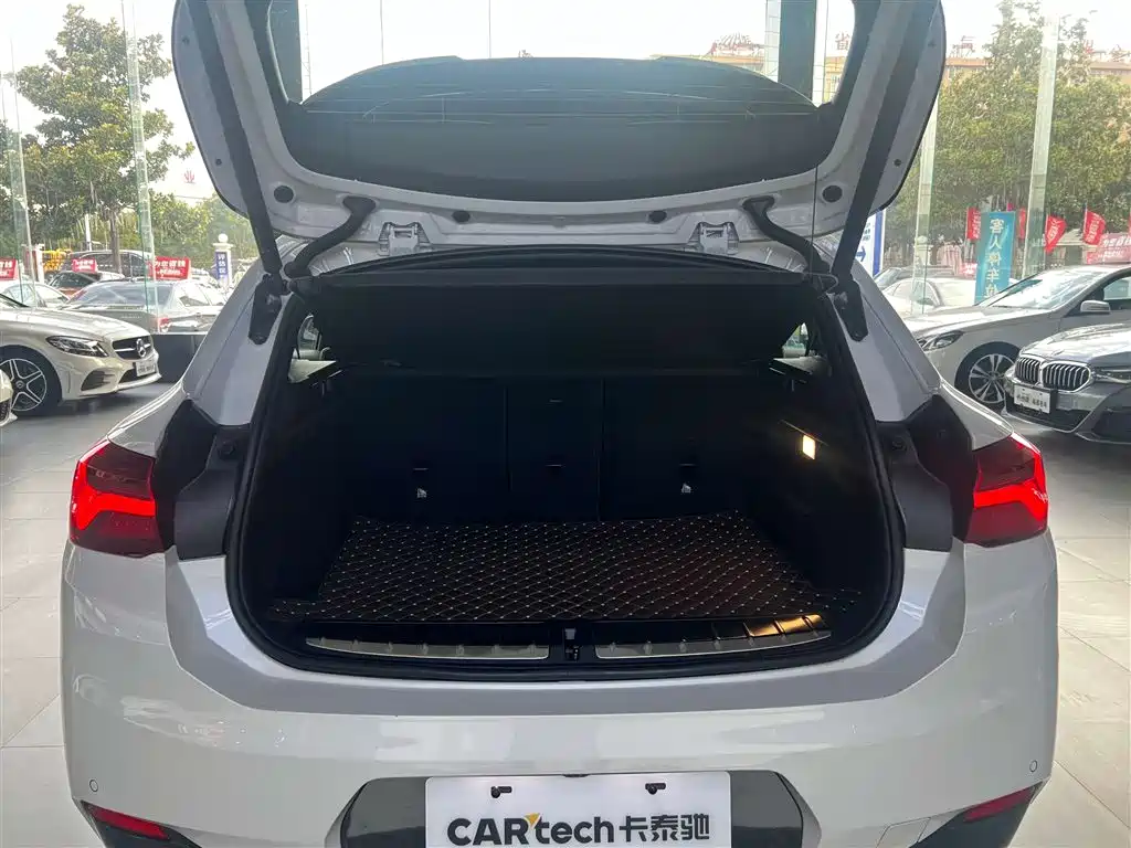 BMW X2 2023 xDrive 25i Sunlight Edition купить на сайте DeffCars