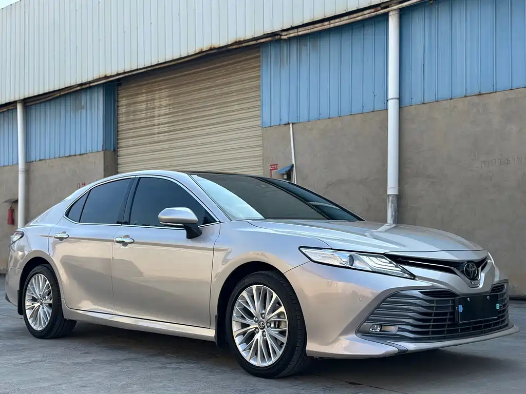 Camry 2019 2.5G Deluxe Edition National V купить на сайте DeffCars
