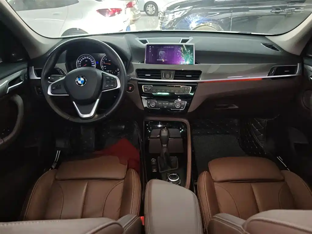 BMW X1 2019 xDrive20Li Exclusive Model купить на сайте DeffCars