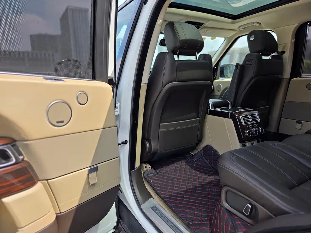 Range Rover 2015 3.0 SC V6 Vogue SE Genesis Extended Edition купить на сайте DeffCars