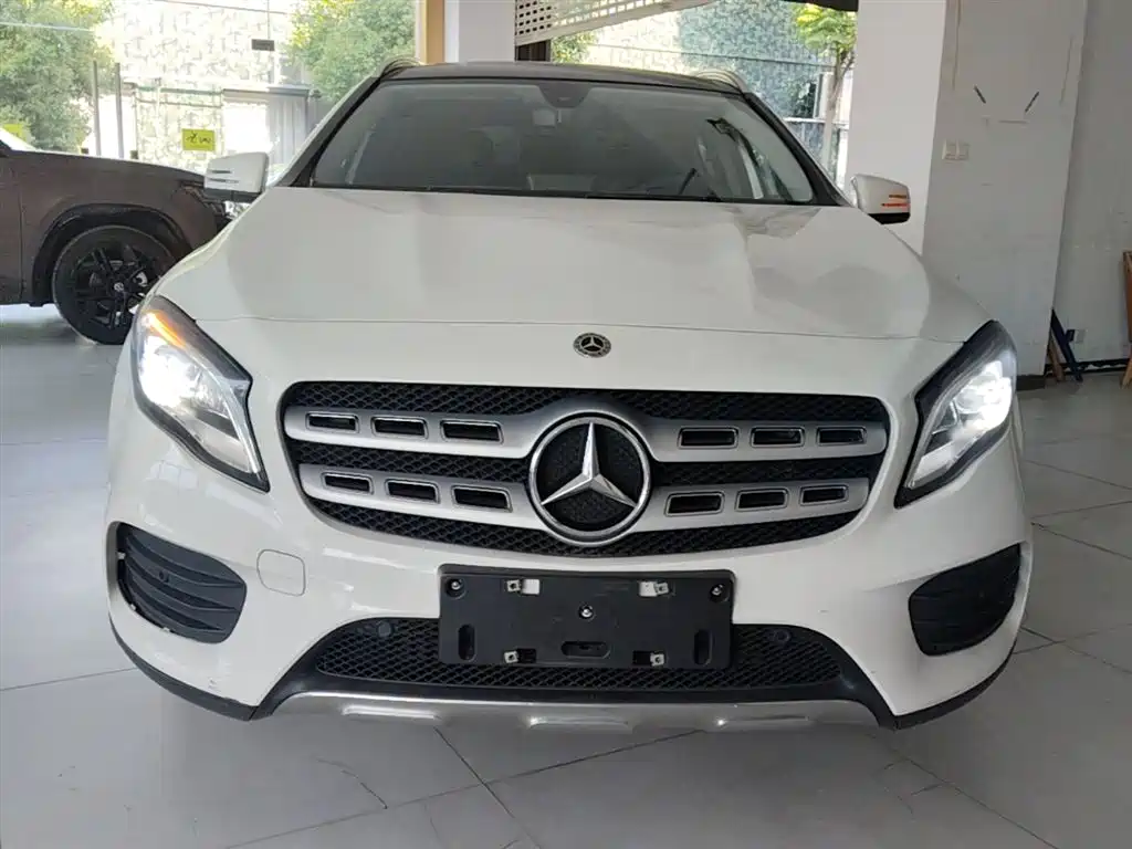Mercedes-Benz GLA 2019 GLA 200 Fashion Model купить на сайте DeffCars