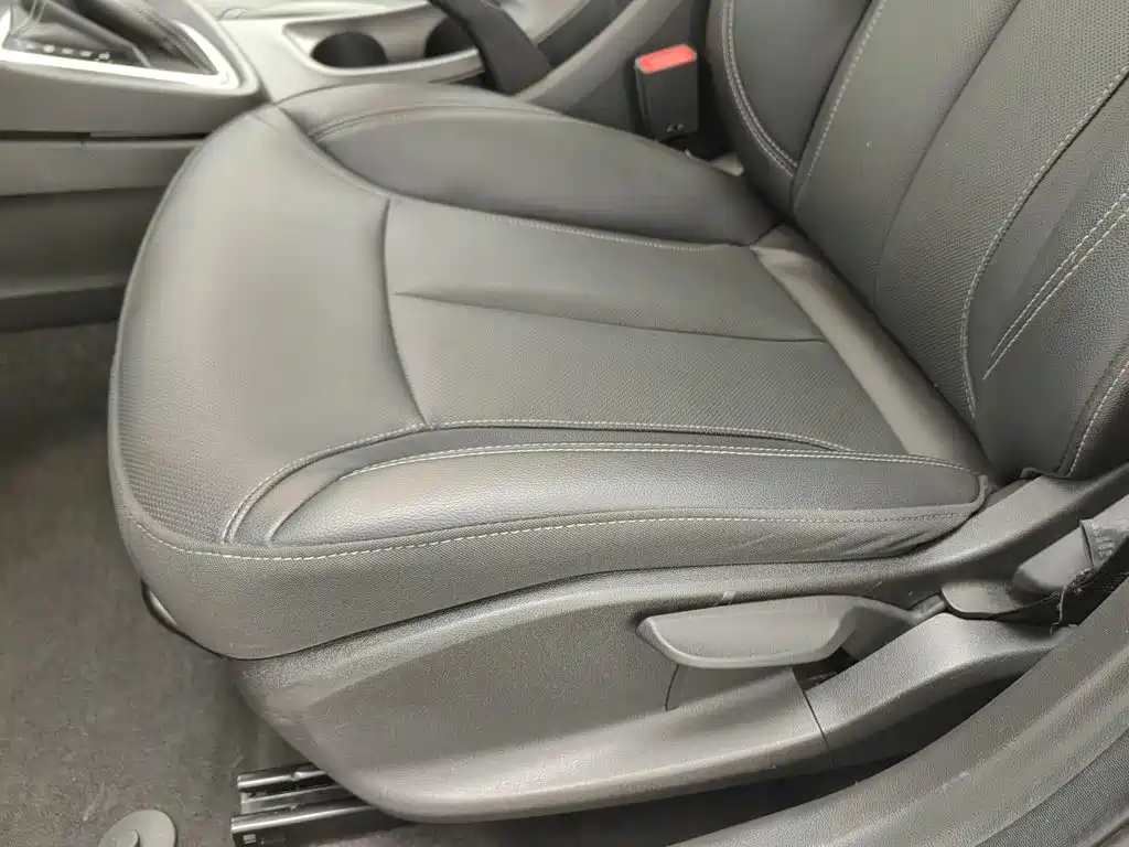 Yinglang 2021 facelift 1.3T automatic light hybrid aggressive model купить на сайте DeffCars