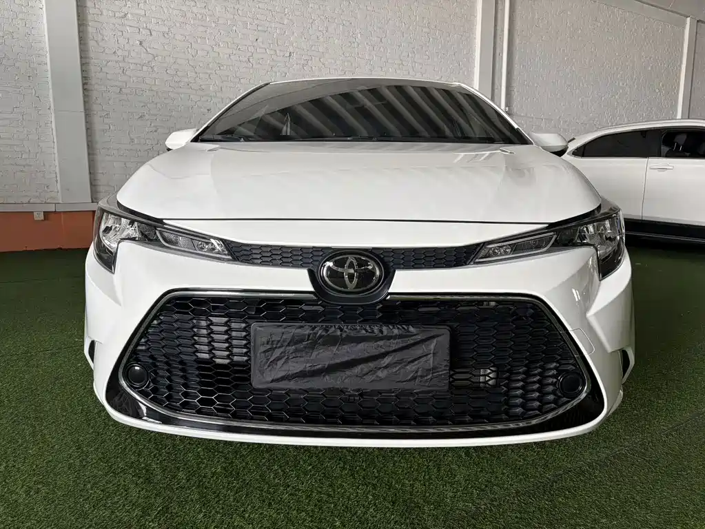 Léilíng (COROLLA) 2022 185T CVT Deluxe Edition купить на сайте DeffCars
