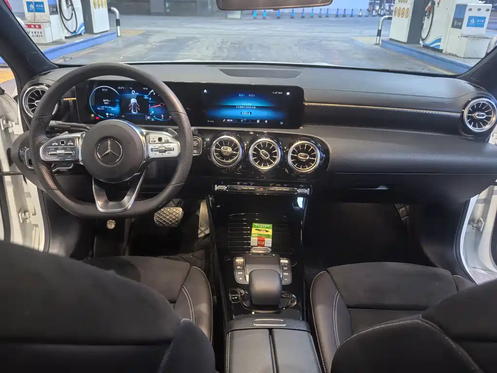 Mercedes-Benz A-Class 2021 A 200 L Sports Sedan Fashionable купить на сайте DeffCars