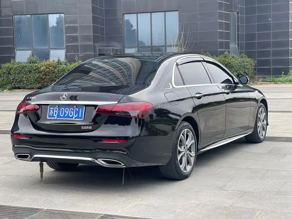 Mercedes-Benz E-Class 2021 E 300 L Luxury Model купить на сайте DeffCars