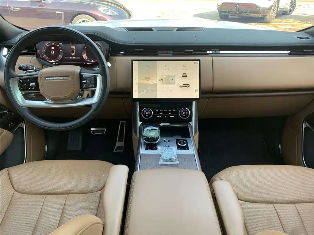 Range Rover 2023 3.0 L6 360PS Grand Edition купить на сайте DeffCars