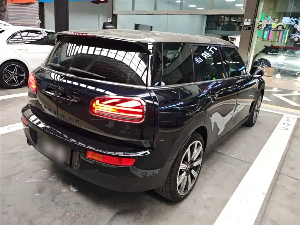 MINI CLUBMAN 2022 1.5T COOPER Connoisseur купить на сайте DeffCars