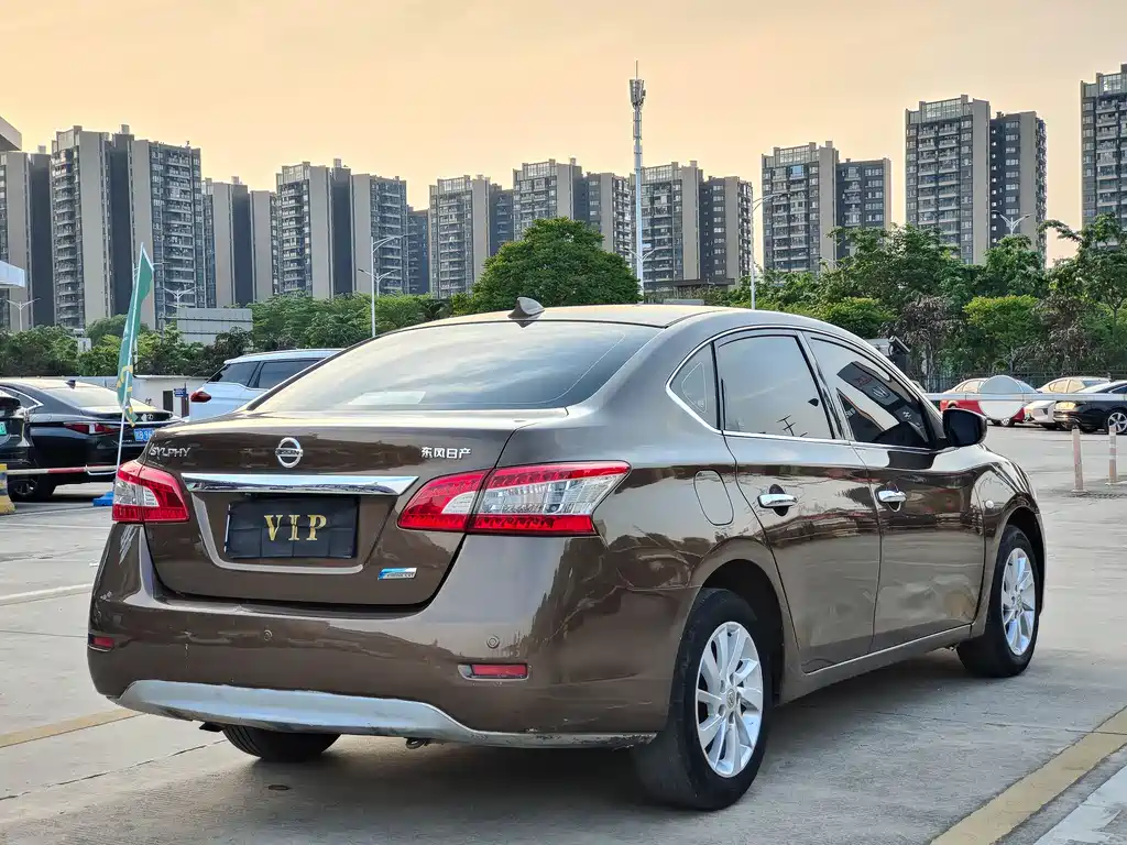 Sylphy 2012 1.6XL CVT Deluxe Edition купить на сайте DeffCars