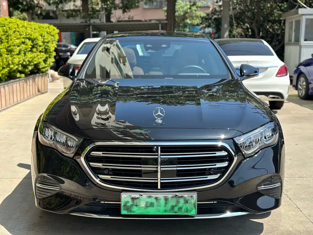 Mercedes-Benz E-Class New Energy 2024 E 350 e L plug-in hybrid sedan купить на сайте DeffCars