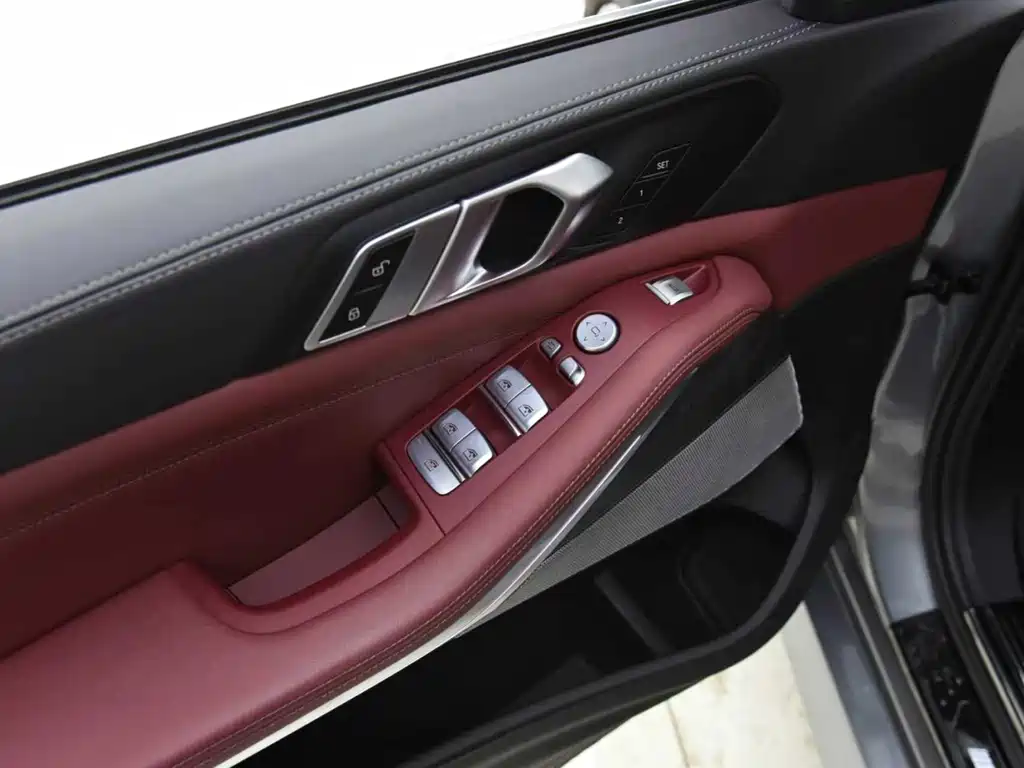 BMW X5 2022 facelift xDrive 30Li exclusive M sports package купить на сайте DeffCars