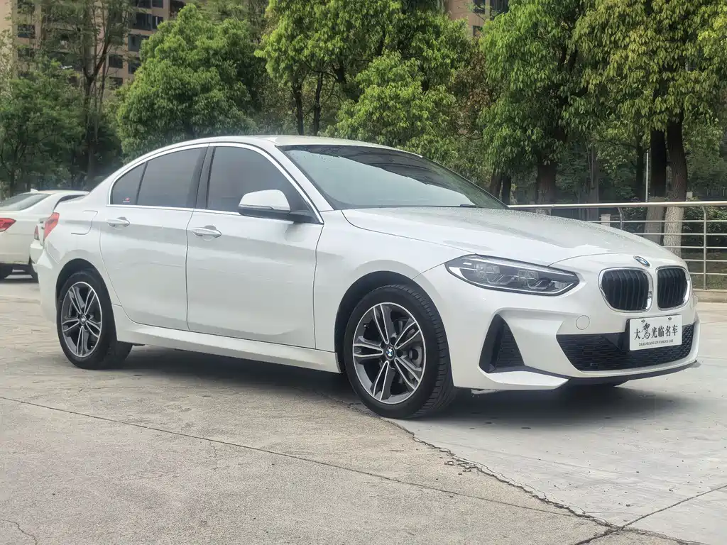 BMW 1 Series 2023 120i M Sports Edition купить на сайте DeffCars