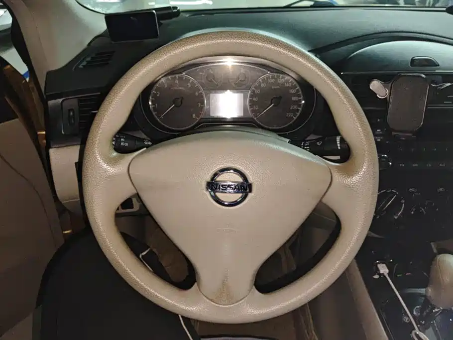 Tiida 2011 1.6L CVT comfort model купить на сайте DeffCars