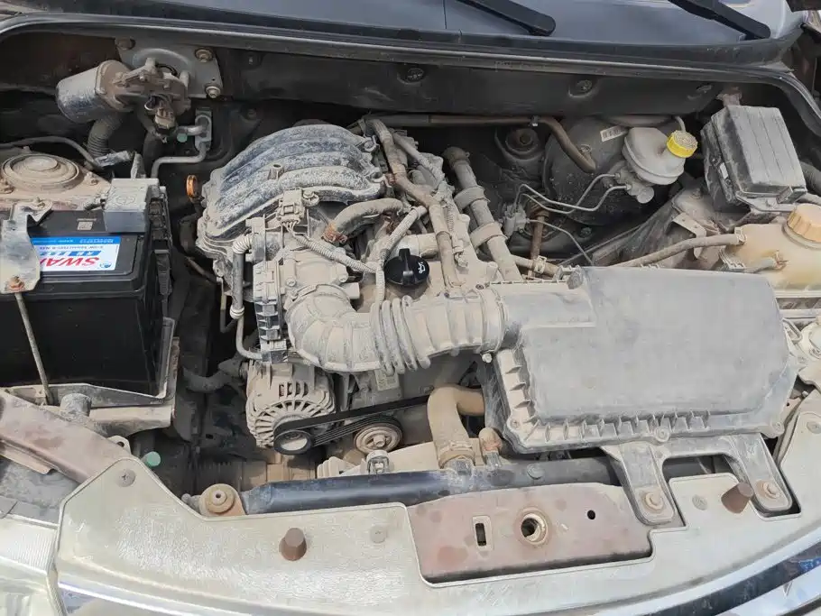 Wuling Hongguang 2015 1.2L S basic model National IV купить на сайте DeffCars