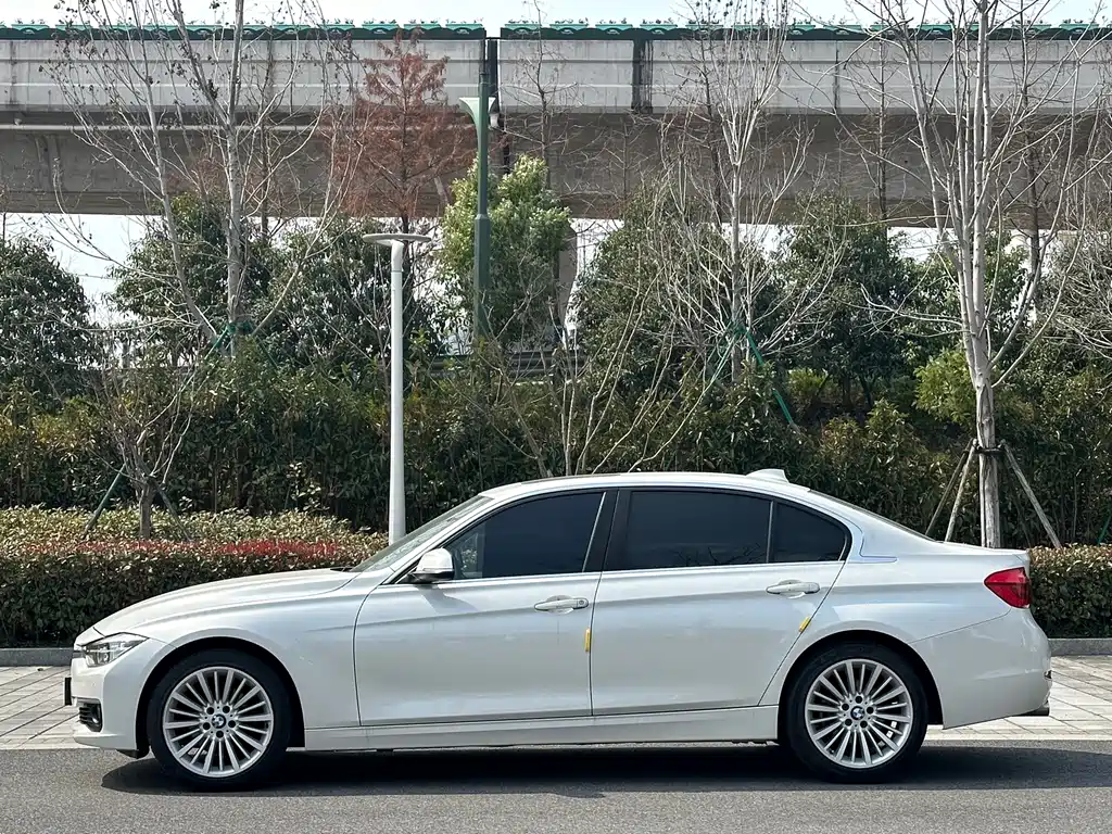 BMW 3 Series 2018 320Li Fashion Model купить на сайте DeffCars