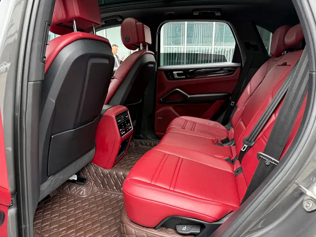 Cayenne 2022 Cayenne 3.0T Platinum Edition купить на сайте DeffCars
