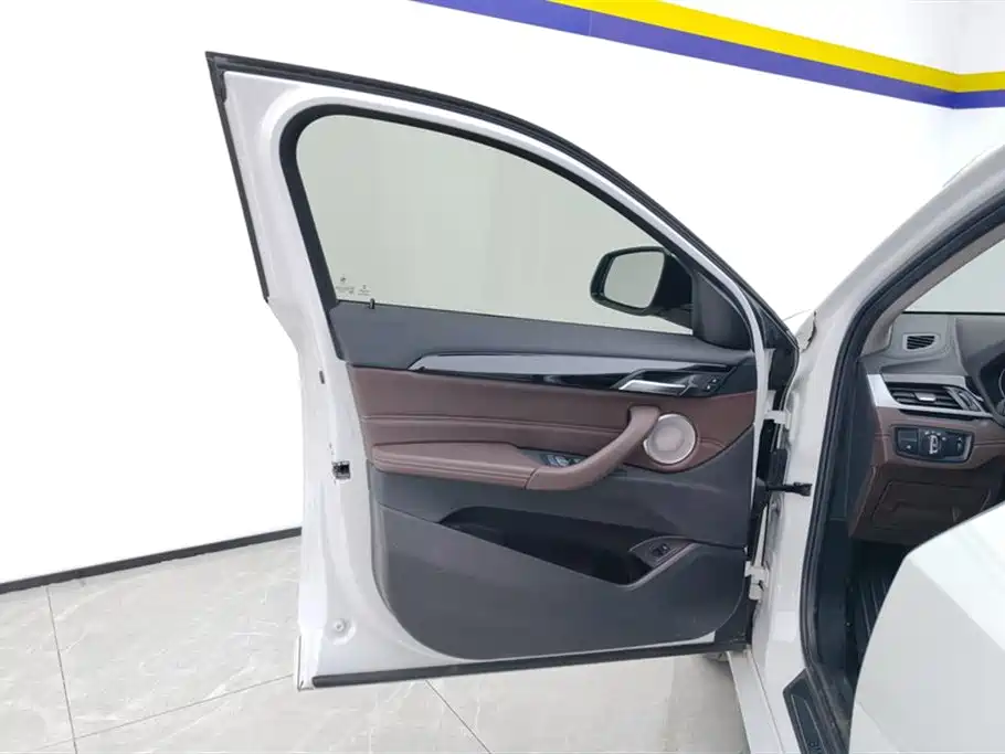 BMW X2 2021 sDrive25i M Sports Package купить на сайте DeffCars