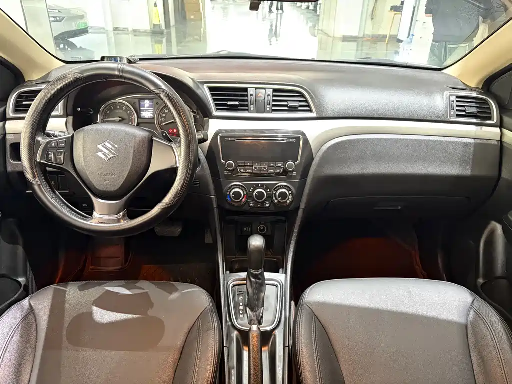 Qiyue 2015 1.6L automatic enjoyment type купить на сайте DeffCars