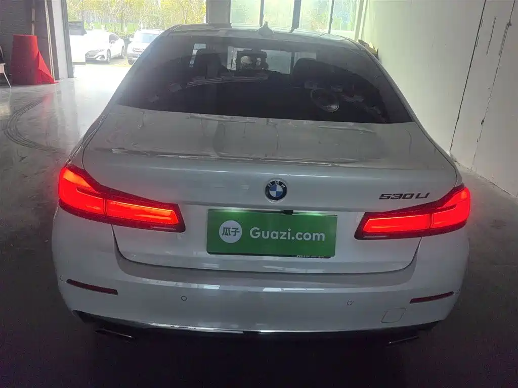 BMW 5 Series 2022 facelift 2 530Li leading model luxury package купить на сайте DeffCars