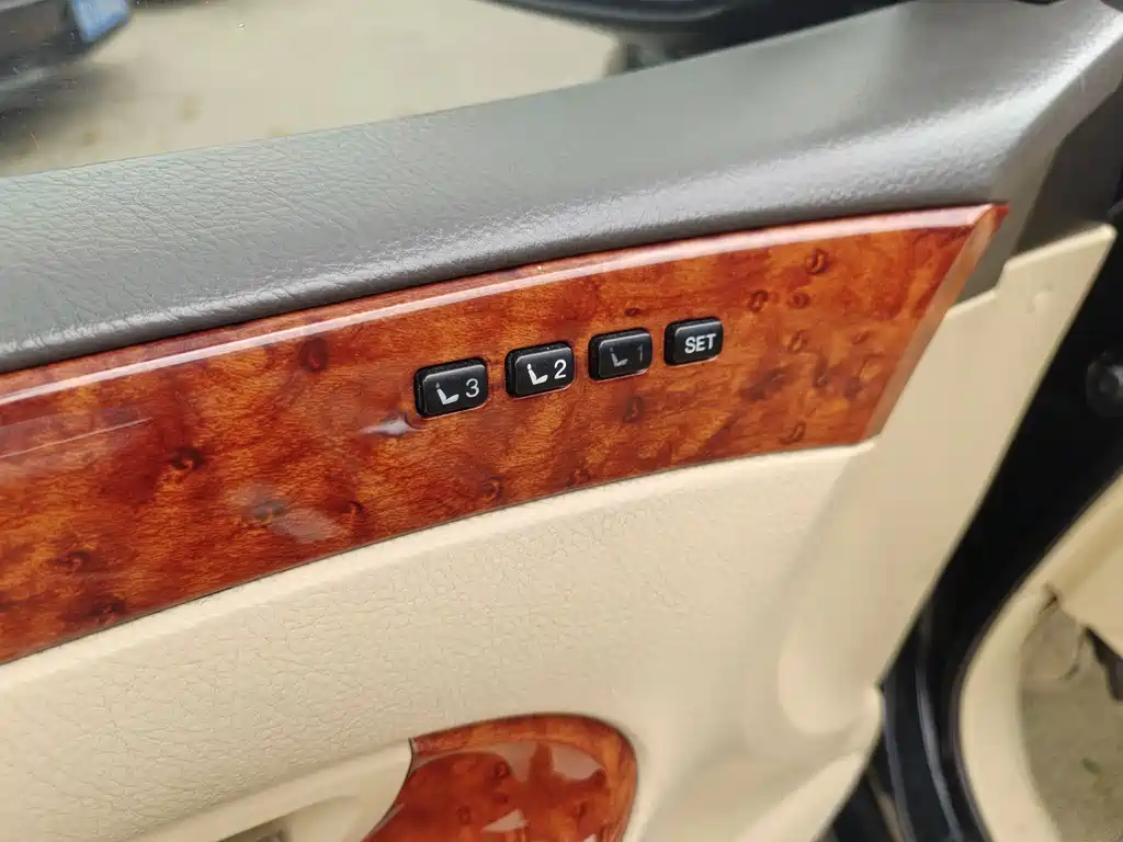 Crown 2007 3.0L Royal Saloon Navigation купить на сайте DeffCars