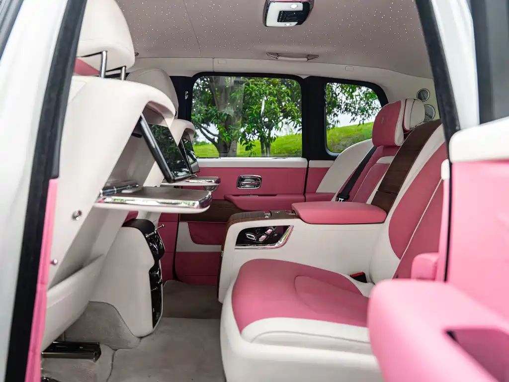 Cullinan 2018 four-seat version купить на сайте DeffCars