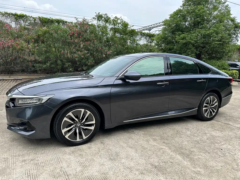 Accord 2022 Sharp Hybrid 2.0L Sharp Collar Edition купить на сайте DeffCars