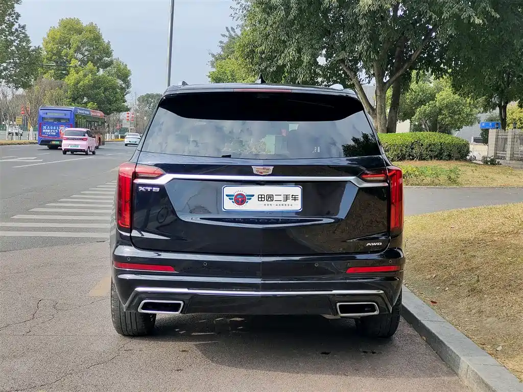 Cadillac XT6 2022 2.0T six-seat four-wheel drive luxury model купить на сайте DeffCars