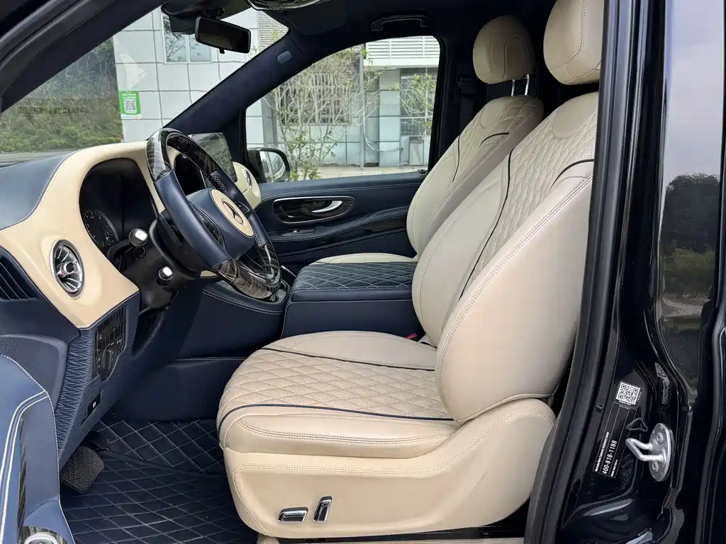 Vito 2021 2.0T Business Edition 7 seats купить на сайте DeffCars