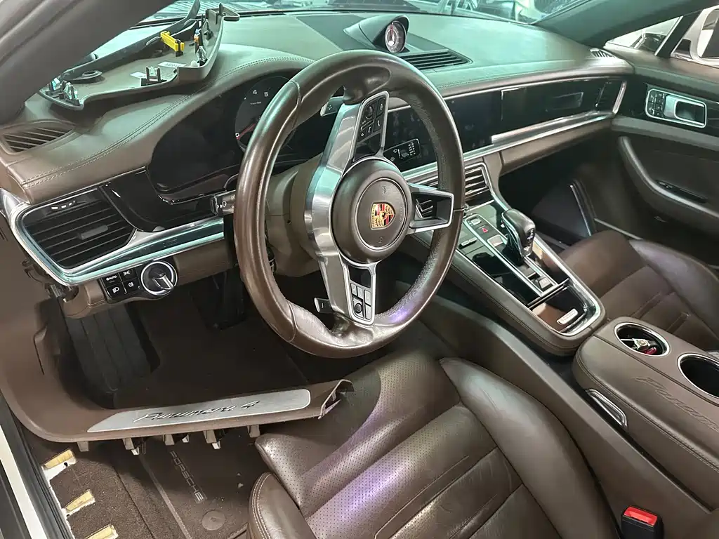 Panamera 2017款 4 行政加长版 3.0T купить на сайте DeffCars